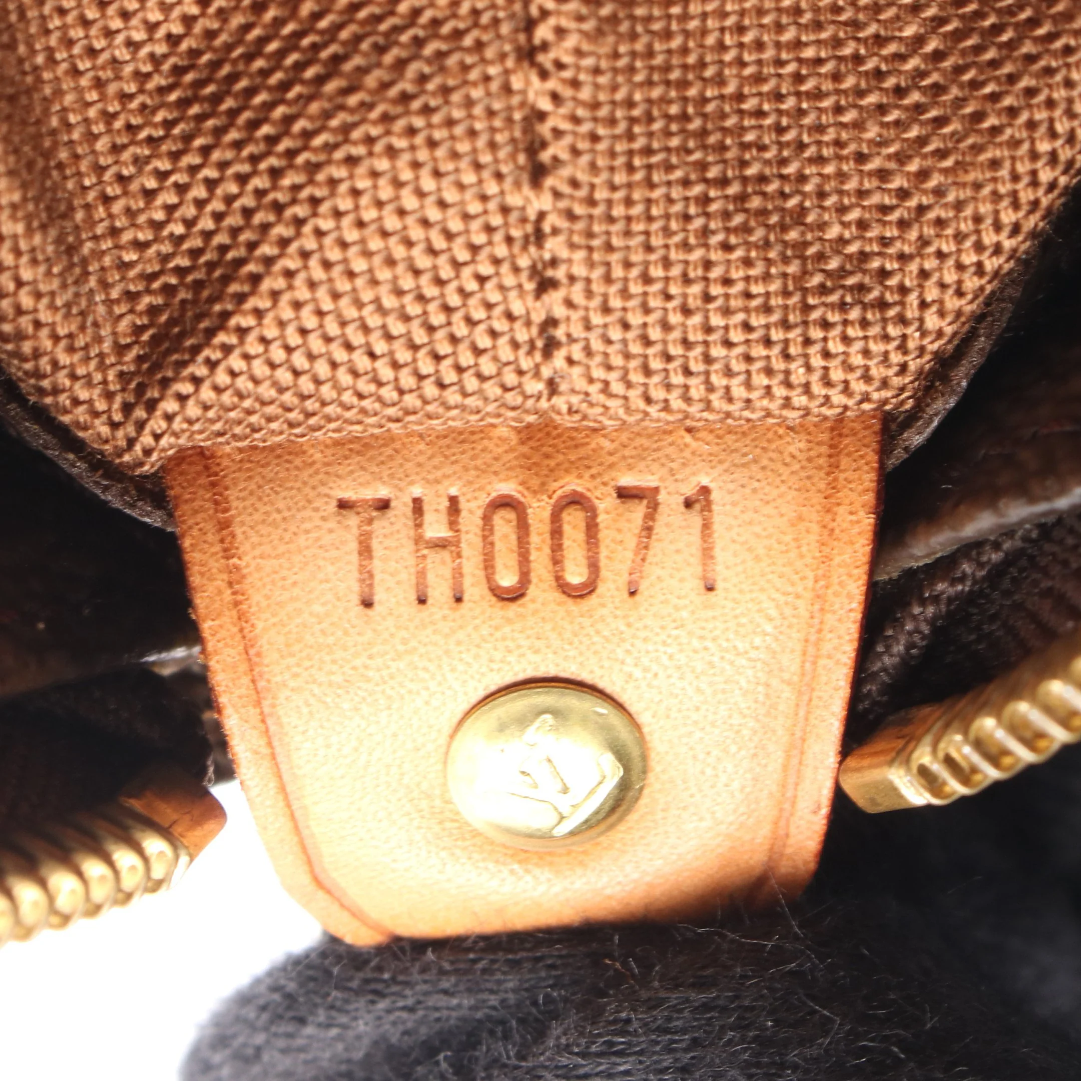 Thumb 5